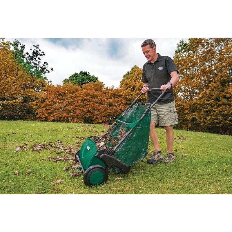 21" Garden Sweeper