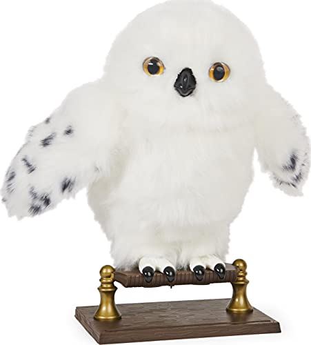 Wizarding World Enchanting Hedwig Interactive Harry Potter Owl with Over 15 Sounds and Movements and Hogwarts Envelope, Kids Toys for Ages 5 and up