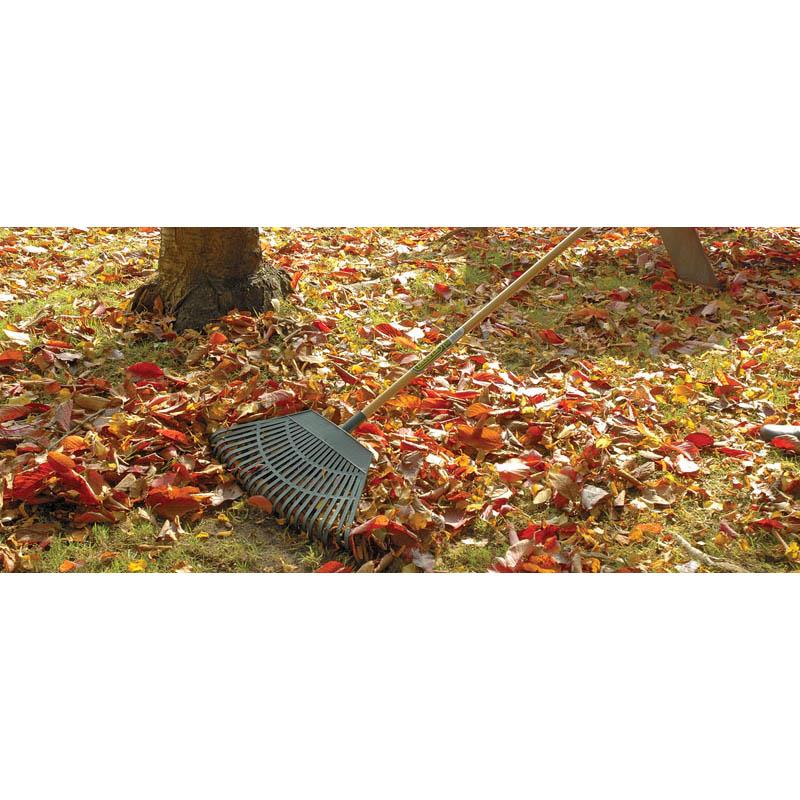 Plastic Leaf Rake (550mm)